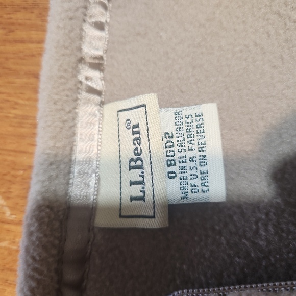 L.L.BEAN FLEECE VEST MEDIUM - Picture 4 of 9